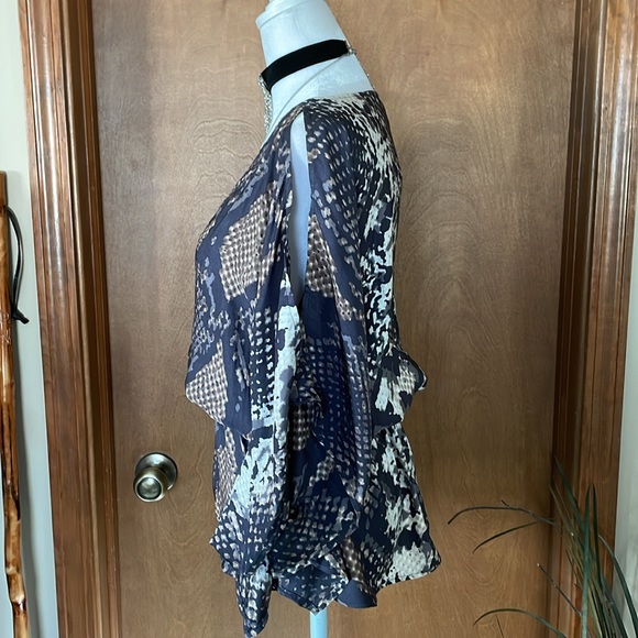 Python Print Batwing Blouse by Express - Picture 9 of 16